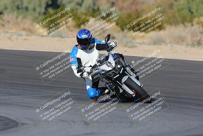 media/Dec-18-2022-SoCal Trackdays (Sun) [[8099a50955]]/Turn 10 (140pm)/